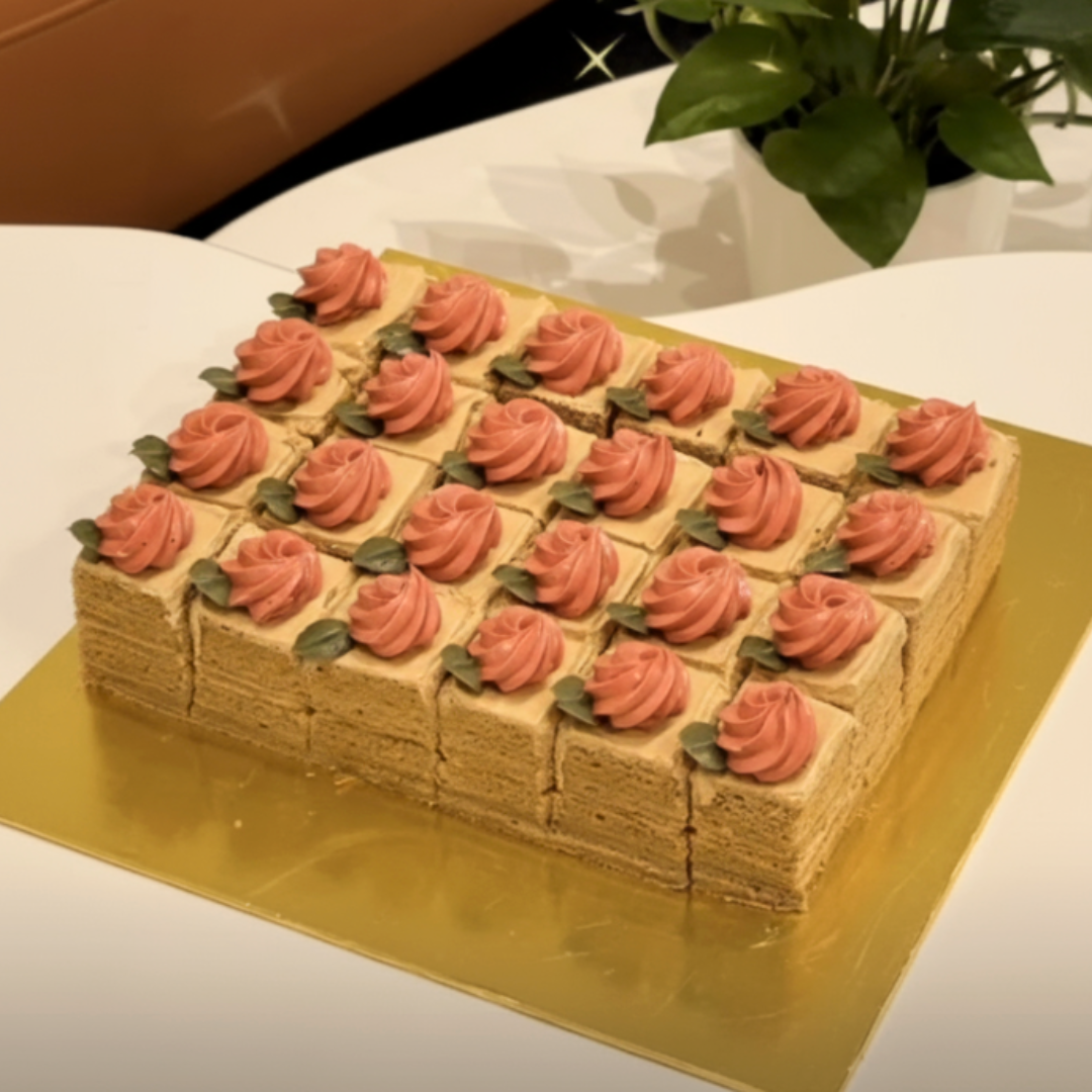 Coffee Buttercream Cake (Bite-Size)